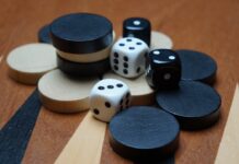 Jakie sieci i serwery obsługują wielkie turnieje?